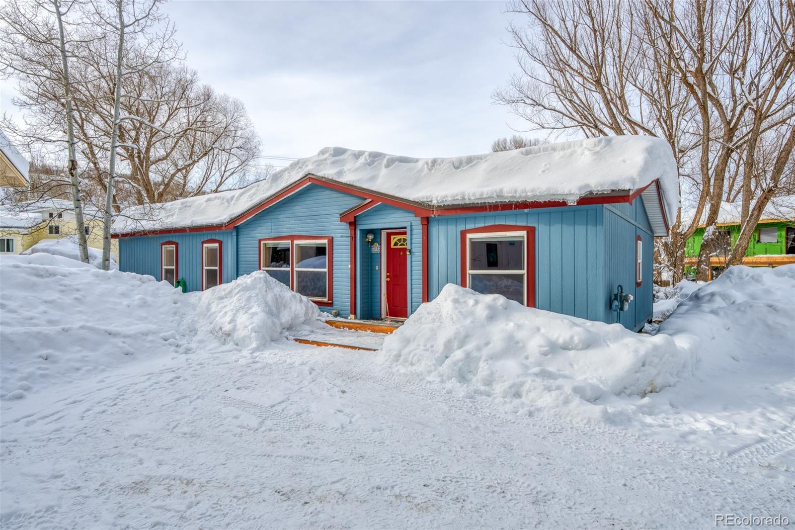 Sold 381 River Road, Steamboat Springs, CO 80487, Downtown Area 3 Beds / 2 Full Baths $1,125,000 pic
